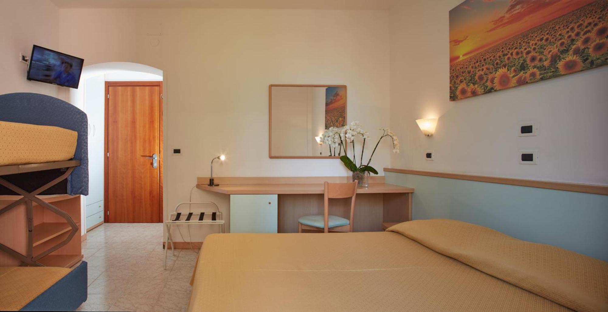 Hotel Pelikan Линьяно-Саббьядоро Экстерьер фото