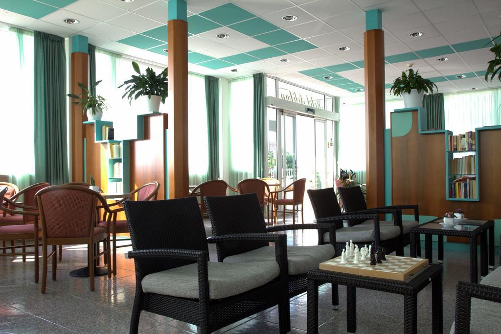 Hotel Pelikan Линьяно-Саббьядоро Экстерьер фото